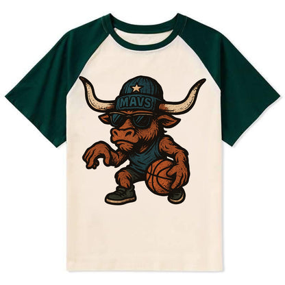 Texas Longhorn wearing Mavs beanie with lone star patch and wayfarer - Contrast Raglan T-shirt - Green