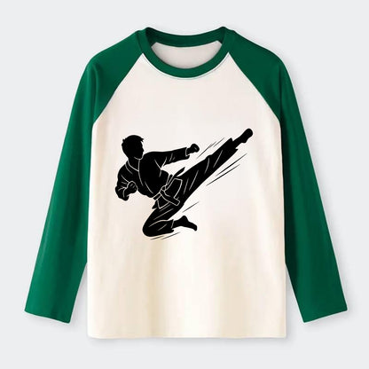Korean taekwondo flying kick - Raglan Long Sleeve T-Shirt - Green