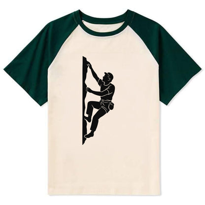 Rock climber reaching for the next hold - Contrast Raglan T-shirt - Green