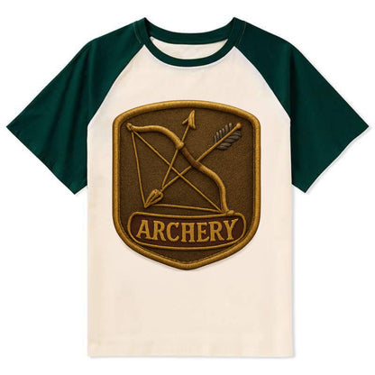 Bow and arrow crossed - archery enthusiast - Contrast Raglan T-shirt - Green