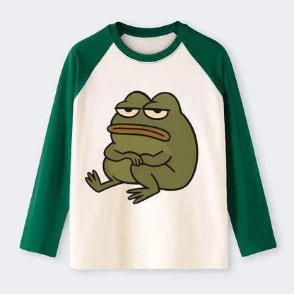The Frog Judges Silently - Raglan Long Sleeve T-Shirt - Green
