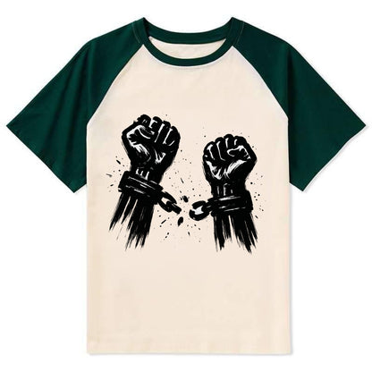 Two raised fists breaking chains - liberation and freedom ink painting - Contrast Raglan T-shirt - Green