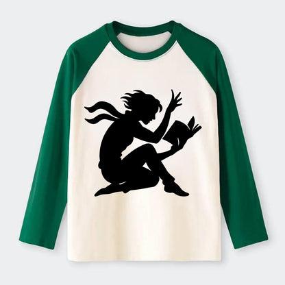 Reader lost in book moment - Raglan Long Sleeve T-Shirt - Green