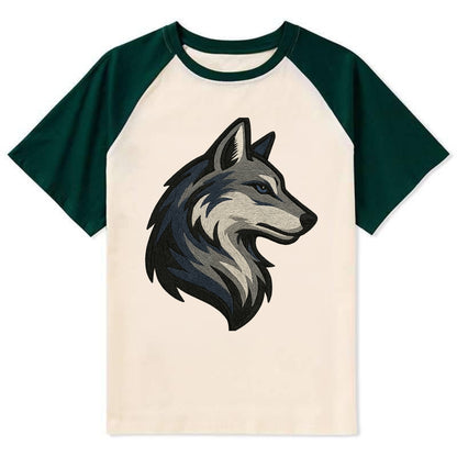 Lone Wolf Wanderer  - Contrast Raglan T-shirt - Green