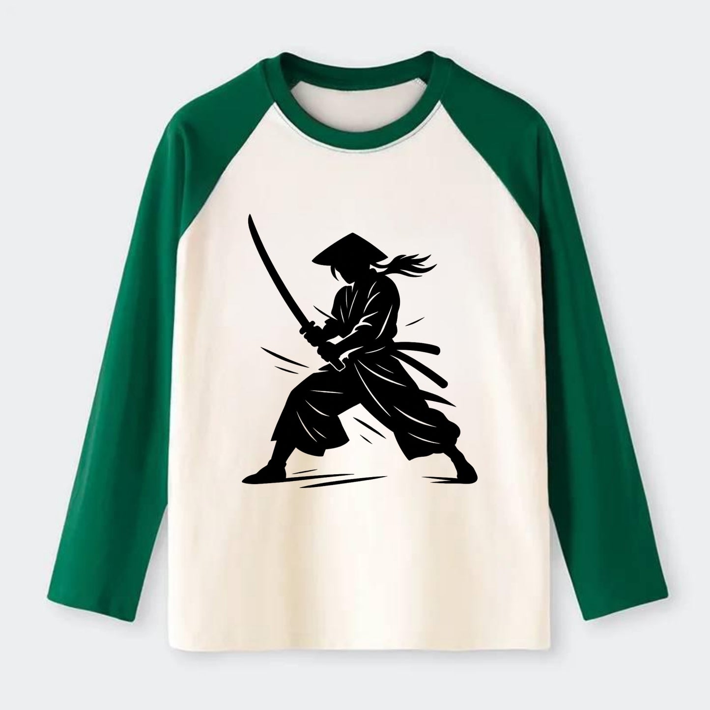 Samurai in battle-ready stance - Raglan Long Sleeve T-Shirt - Green