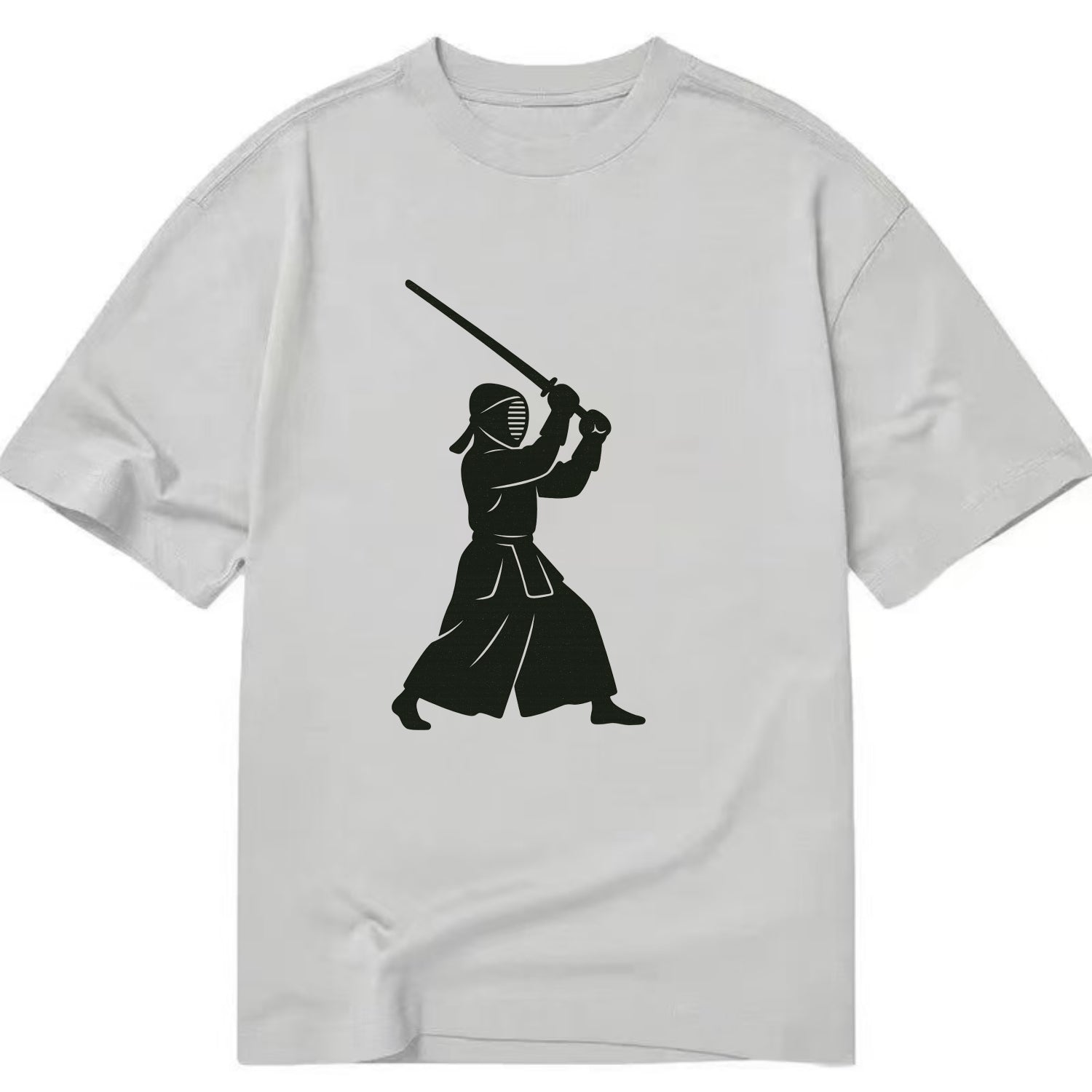 Kendo swordsman in striking stance - Classic T-shirt - Grey
