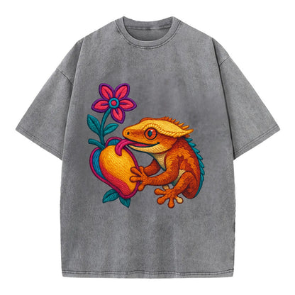 Crested Gecko - Vintage T-shirt - Grey