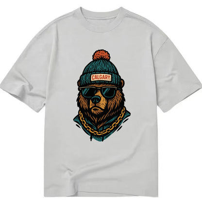 Calgary Grizzly Bear wearing Calgary beanie with pom pom and wayfarer sunglasses - Classic T-shirt - Grey