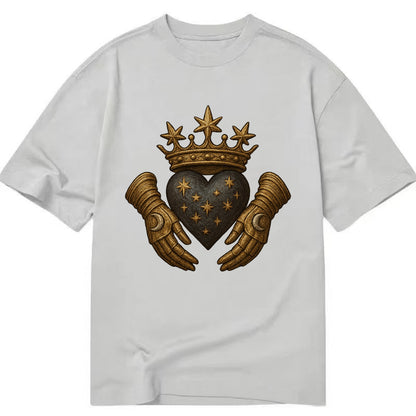 Ice crystal crown framing a frosted heart with fur-trimmed winter hands embracing - Classic T-shirt - Grey