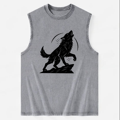 Wolf howling at full moon - Vintage Washed Tank - Grey