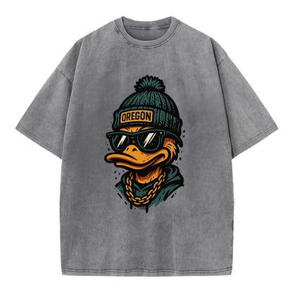 Eugene Duck wearing Oregon beanie with p - Vintage T-shirt - Grey