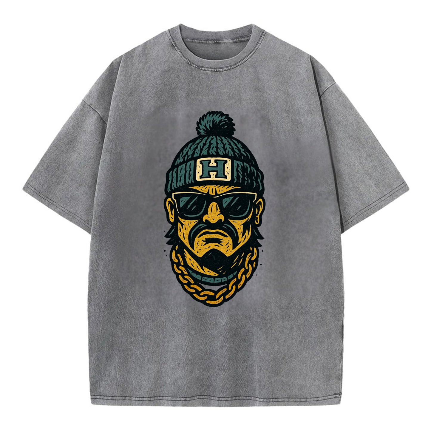 Honolulu Warrior wearing Hawaii beanie with H patch - Vintage T-shirt - Grey