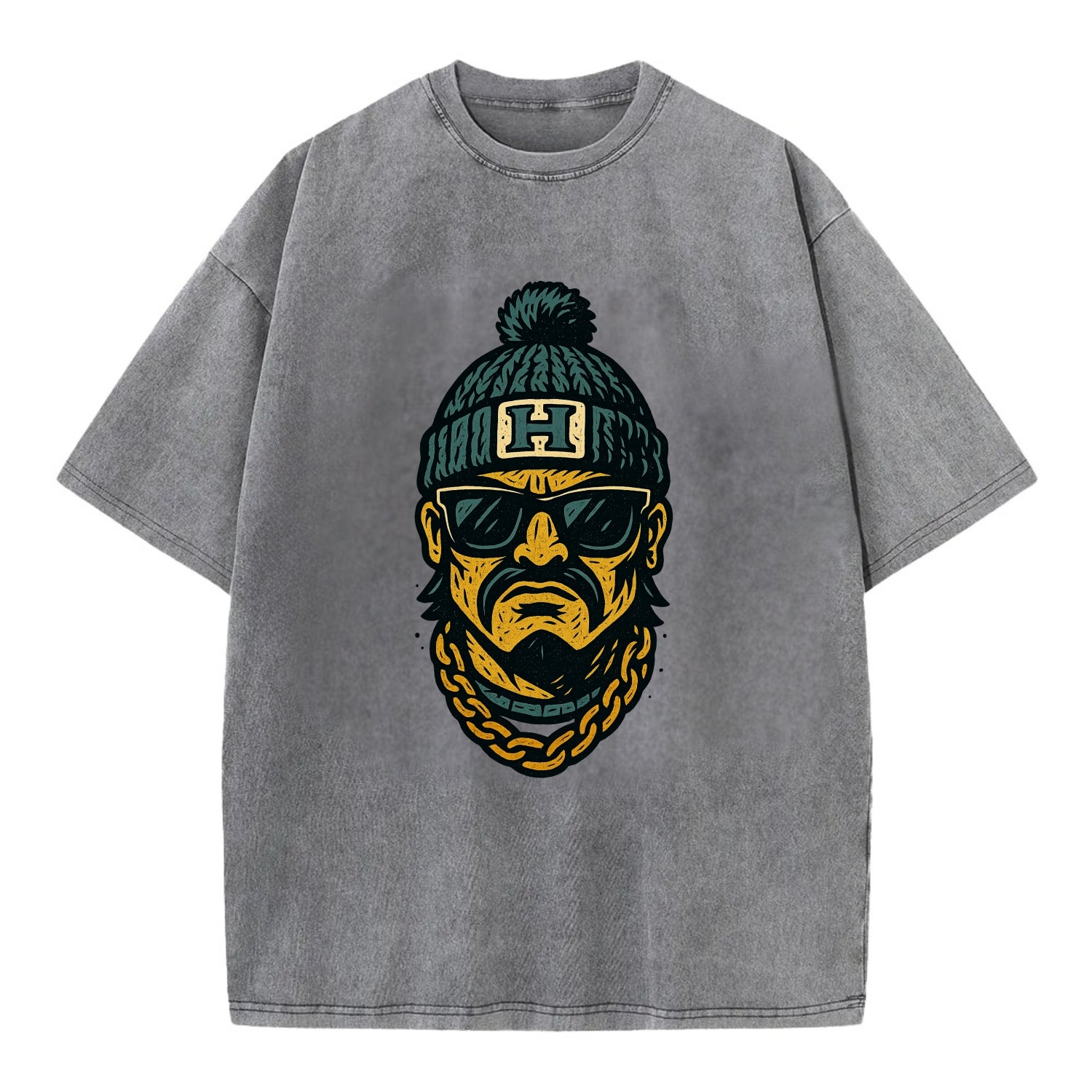 Honolulu Warrior wearing Hawaii beanie with H patch - Vintage T-shirt - Grey