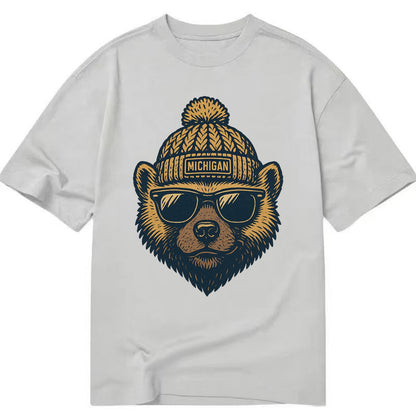 Ann Arbor Wolverine wearing Michigan bea - Classic T-shirt - Grey