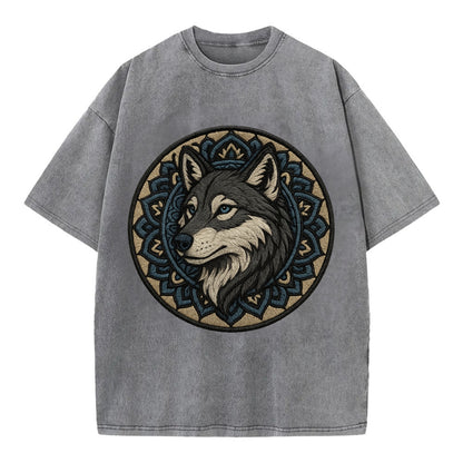 Mandala Wolf Pattern  - Vintage T-shirt - Grey