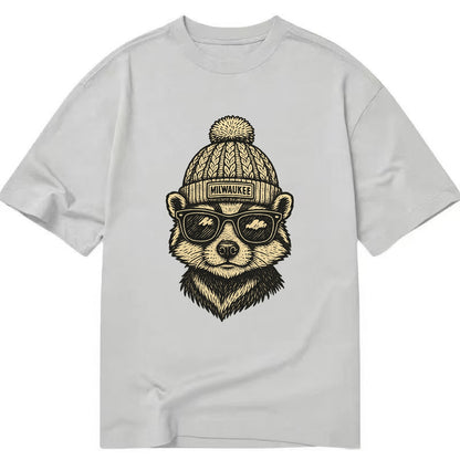 Wisconsin Badger wearing Milwaukee beanie with pom pom and wayfarer sunglasses - Classic T-shirt - Grey