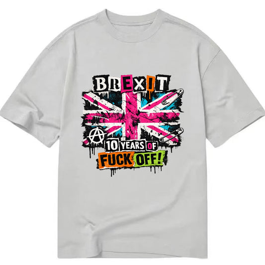 WEATHERED REBEL | Heavily distressed Union Jack | Faded vintage colors | Peeling - Classic T-shirt - Grey