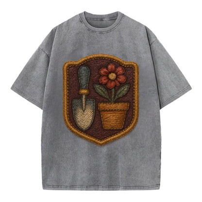 Garden trowel with flower pot - gardener badge - Vintage T-shirt - Grey