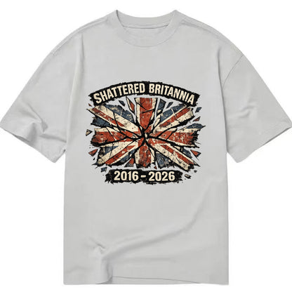 SHATTERED BRITANNIA | Cracked broken Union Jack | Fragmented glass effect | - Classic T-shirt - Grey
