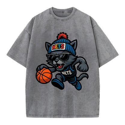 Brooklyn Cat wearing Nets beanie with street art patch and wayfarer sunglasses - Vintage T-shirt - Grey