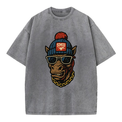 Dallas Mustang wearing SMU beanie with pony patch - Vintage T-shirt - Grey