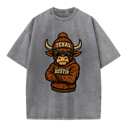 Austin Bevo wearing Texas beanie with longhorn patch - Vintage T-shirt - Grey