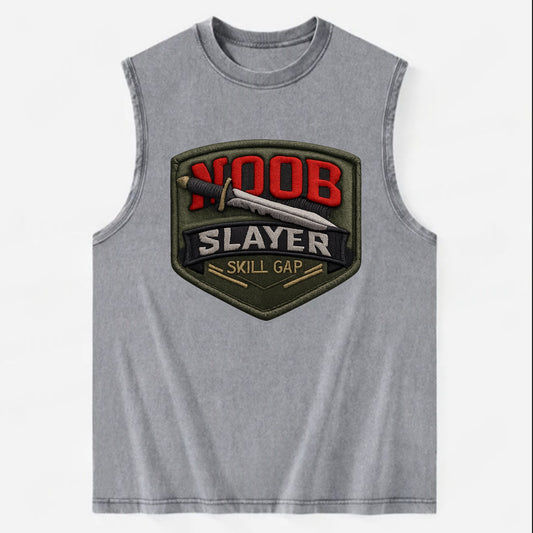 NOOB SLAYER - sword through noob text in red and silver , skill gap - Vintage Washed Tank - Grey