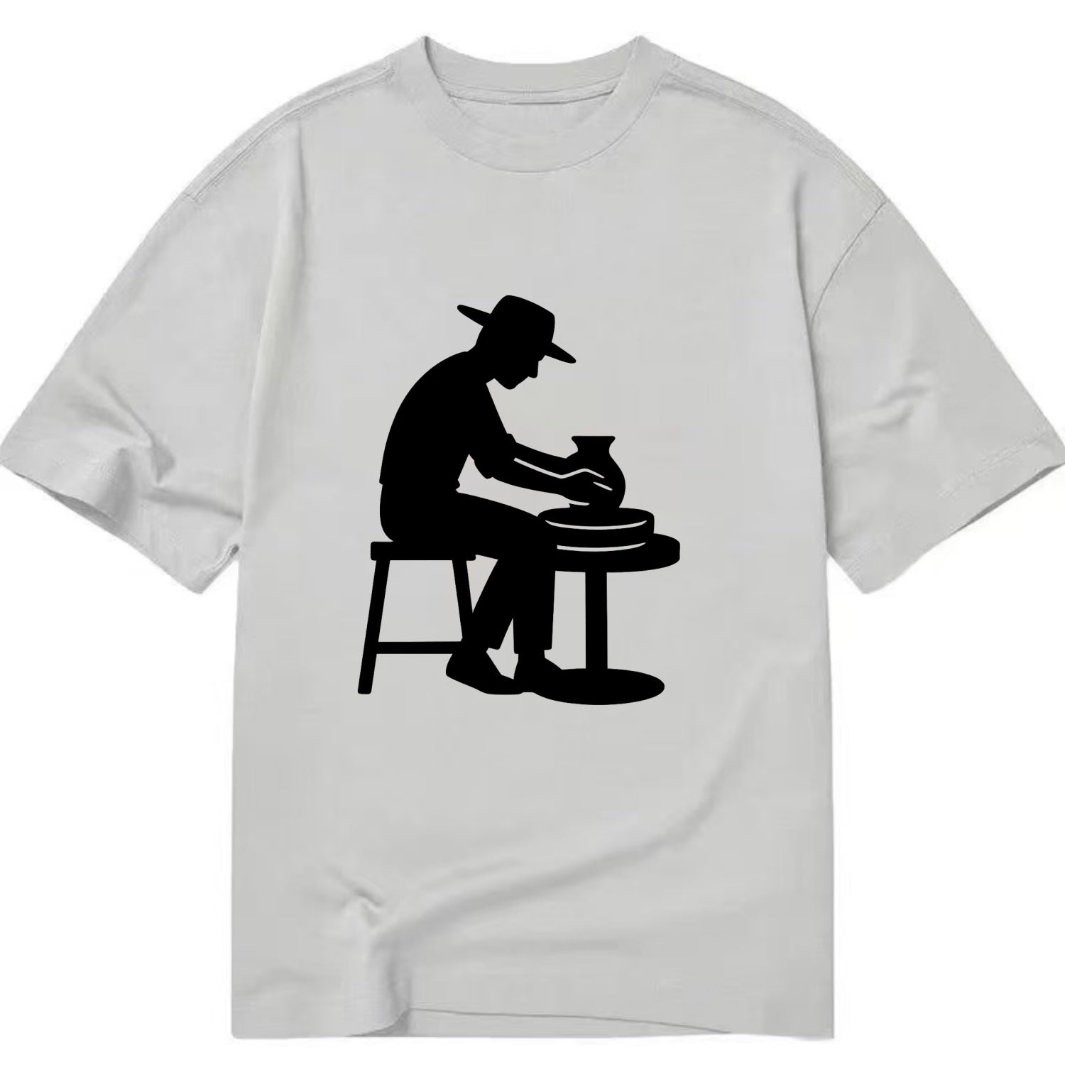 Potter shaping clay on wheel - Classic T-shirt - Grey