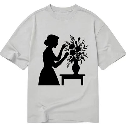 Florist arranging dramatic bouquet - Classic T-shirt - Grey