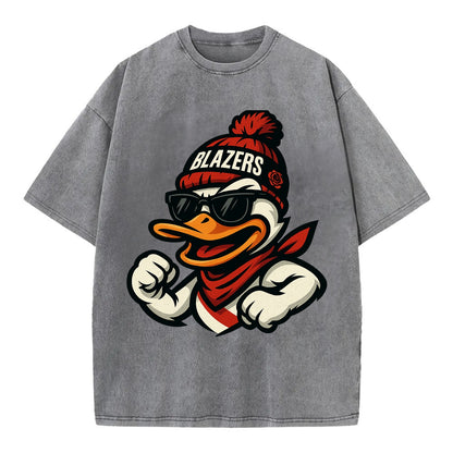 Oregon Duck wearing Trail Blazers beanie with rose patch and wayfarer sunglasses - Vintage T-shirt - Grey