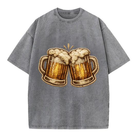 BEER MUG CHEERS - frosty beer stein in gold and amber , brewery - Vintage T-shirt - Grey