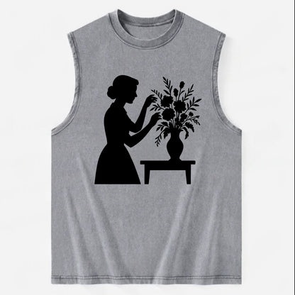 Florist arranging dramatic bouquet - Vintage Washed Tank - Grey
