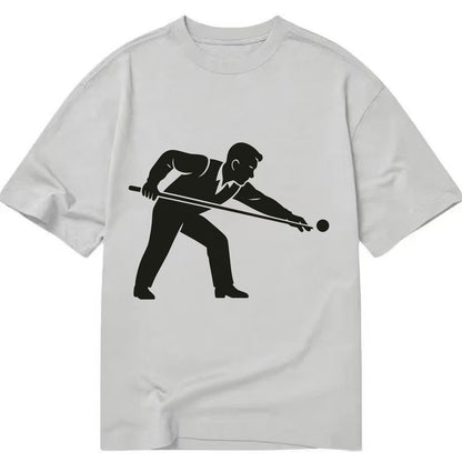 Pool player lining up shot - Classic T-shirt - Grey