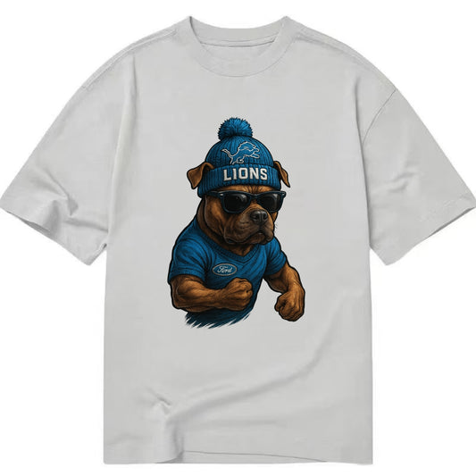 Detroit Pitbull wearing Lions beanie with auto patch and wayfarer sunglasses - Classic T-shirt - Grey