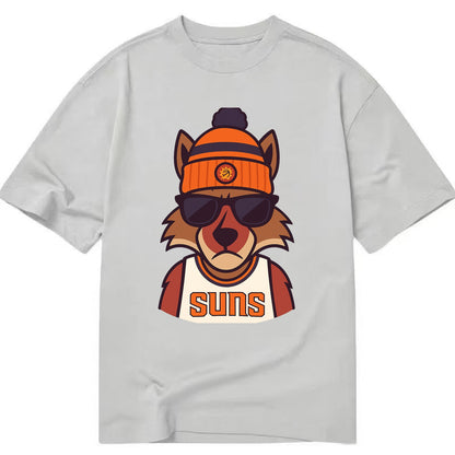 Arizona Coyote wearing Suns beanie with desert sun patch and wayfarer sunglasses - Classic T-shirt - Grey