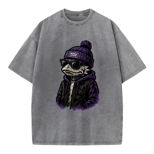 Fort Worth Frog wearing TCU beanie with horned patch - Vintage T-shirt