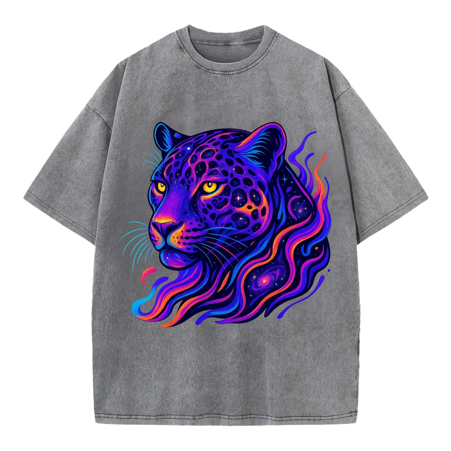 Powerful jaguar with rosettes containing miniature galaxies, cosmic purple and - Vintage T-shirt - Grey