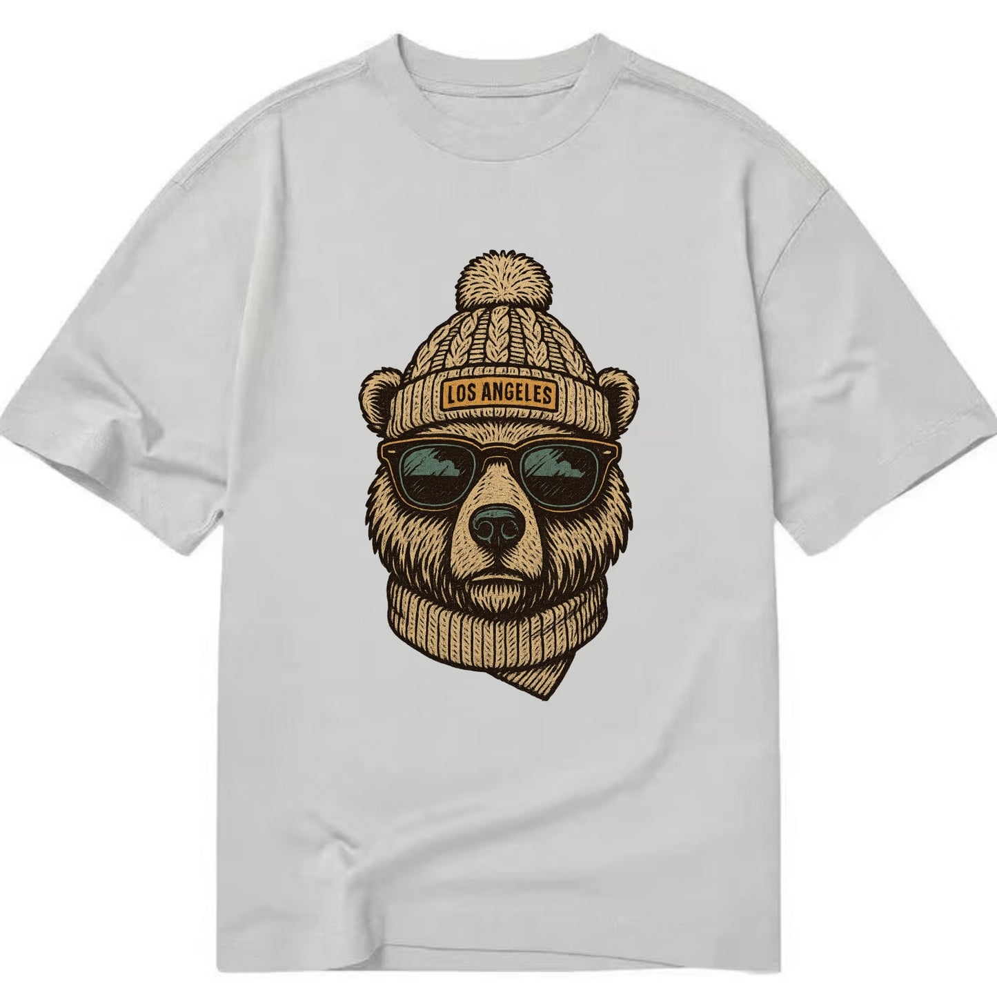 California Grizzly Bear wearing Los Angeles beanie with pom pom and wayfarer - Classic T-shirt - Grey