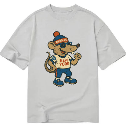 New York Rat wearing Giants beanie with subway patch and wayfarer sunglasses - Classic T-shirt - Grey