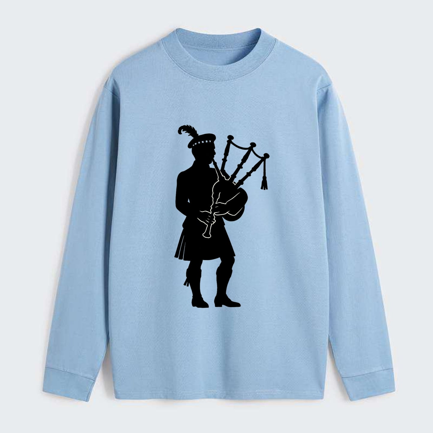 Bagpiper in traditional stance - Classic Long Sleeve Shirt - Light Blue