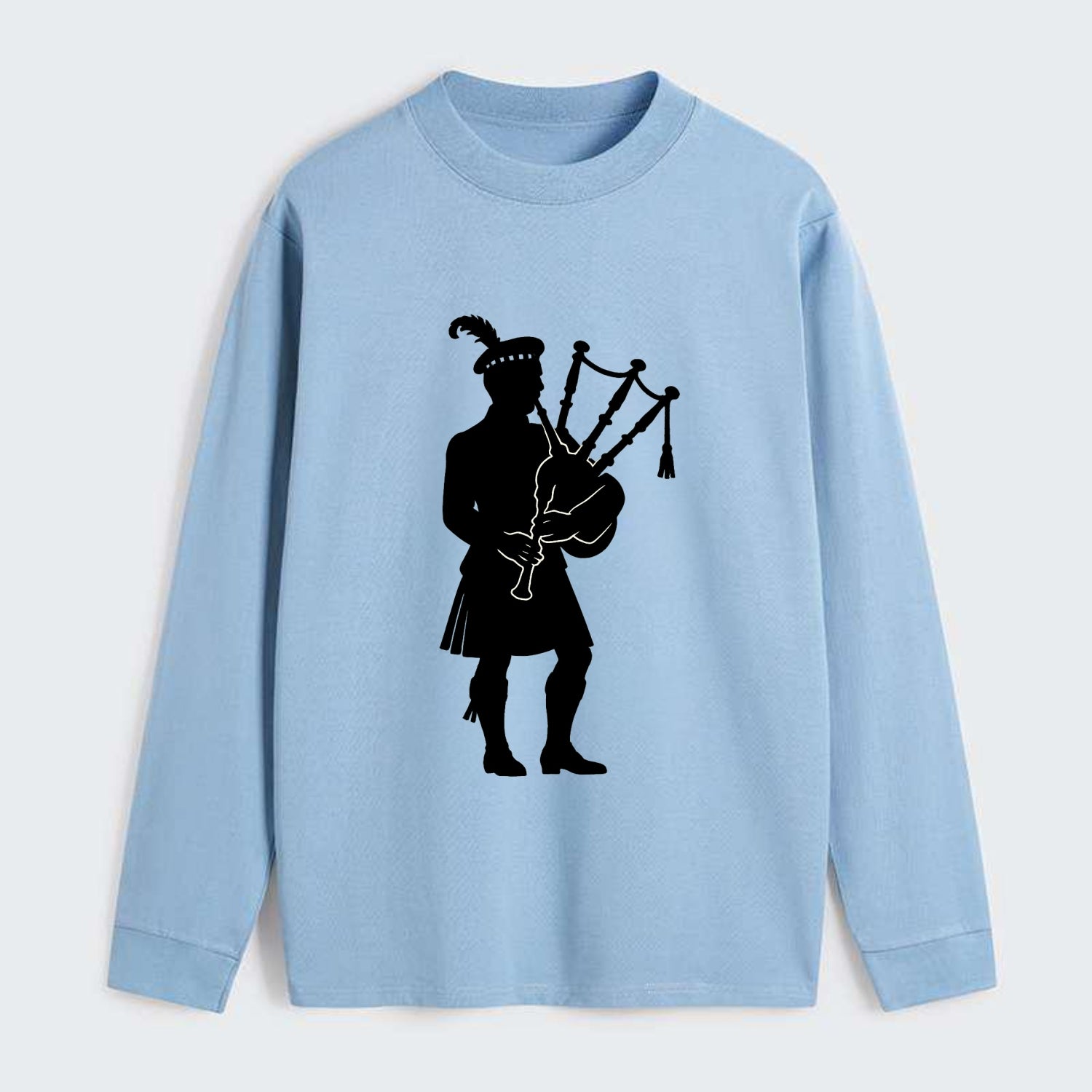Bagpiper in traditional stance - Classic Long Sleeve Shirt - Light Blue