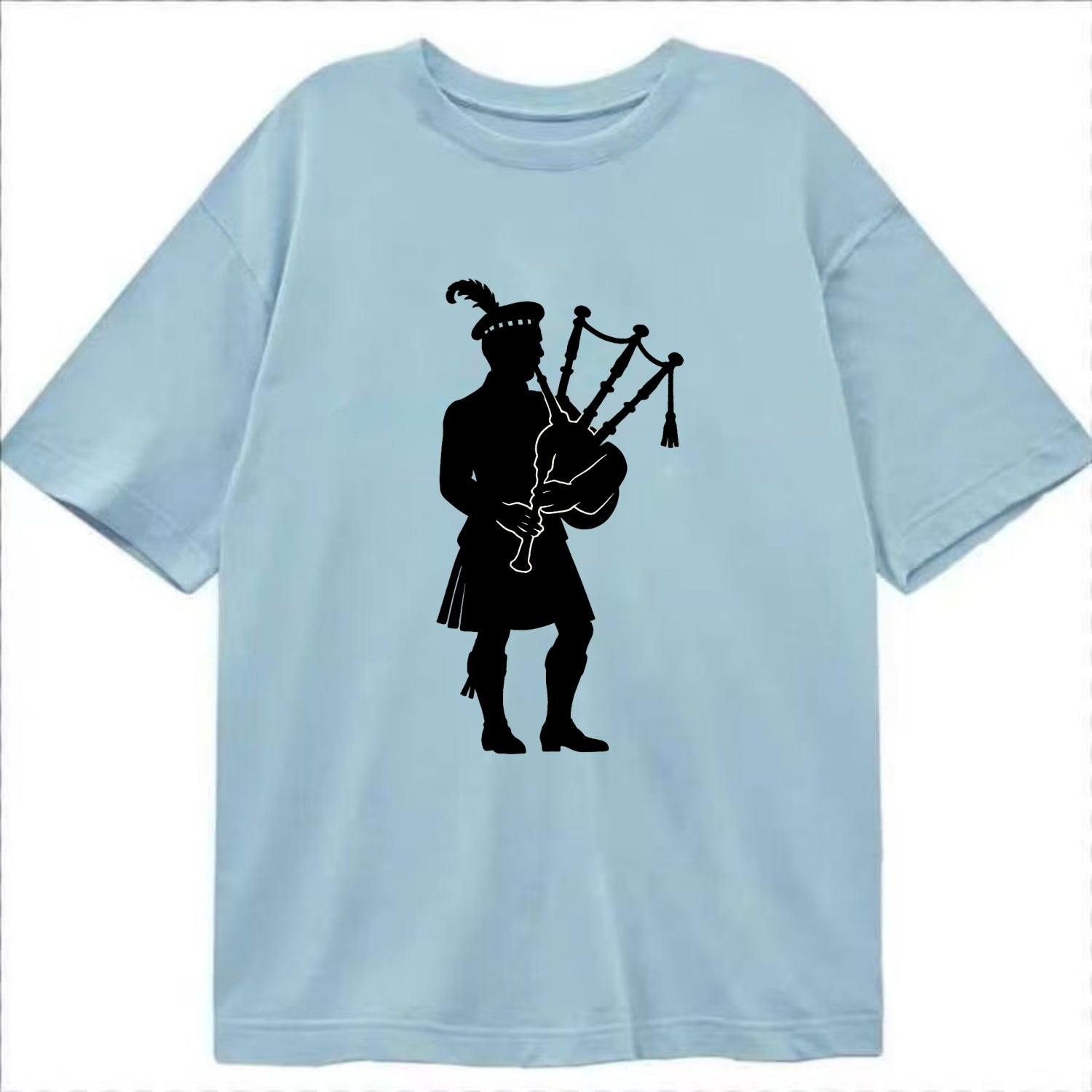 Bagpiper in traditional stance - Classic T-shirt - Light Blue