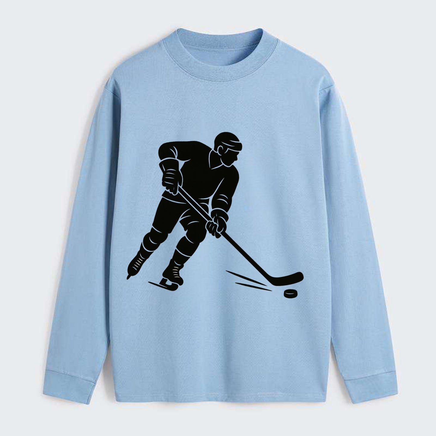Ice hockey player shooting puck - Classic Long Sleeve Shirt - Light Blue