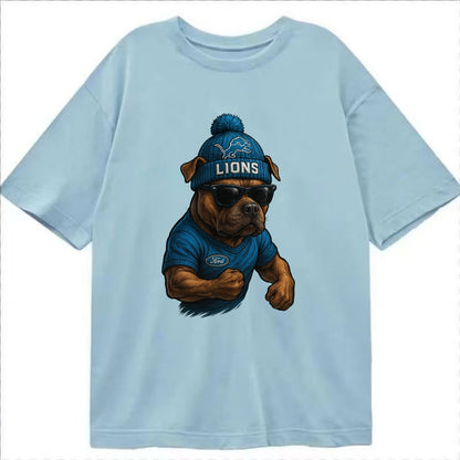 Detroit Pitbull wearing Lions beanie with auto patch and wayfarer sunglasses - Classic T-shirt - Light Blue