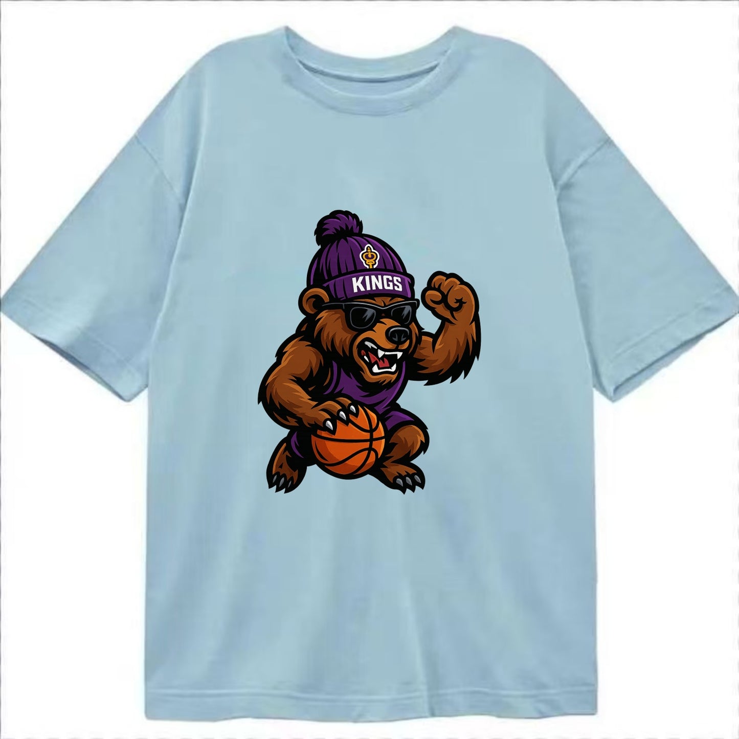 California Grizzly wearing Kings beanie with royal scepter patch and wayfarer - Classic T-shirt - Light Blue