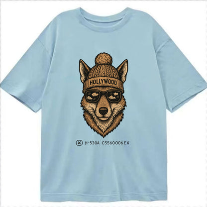 LA Coyote wearing Hollywood beanie with pom pom and wayfarer sunglasses - Classic T-shirt - Light Blue