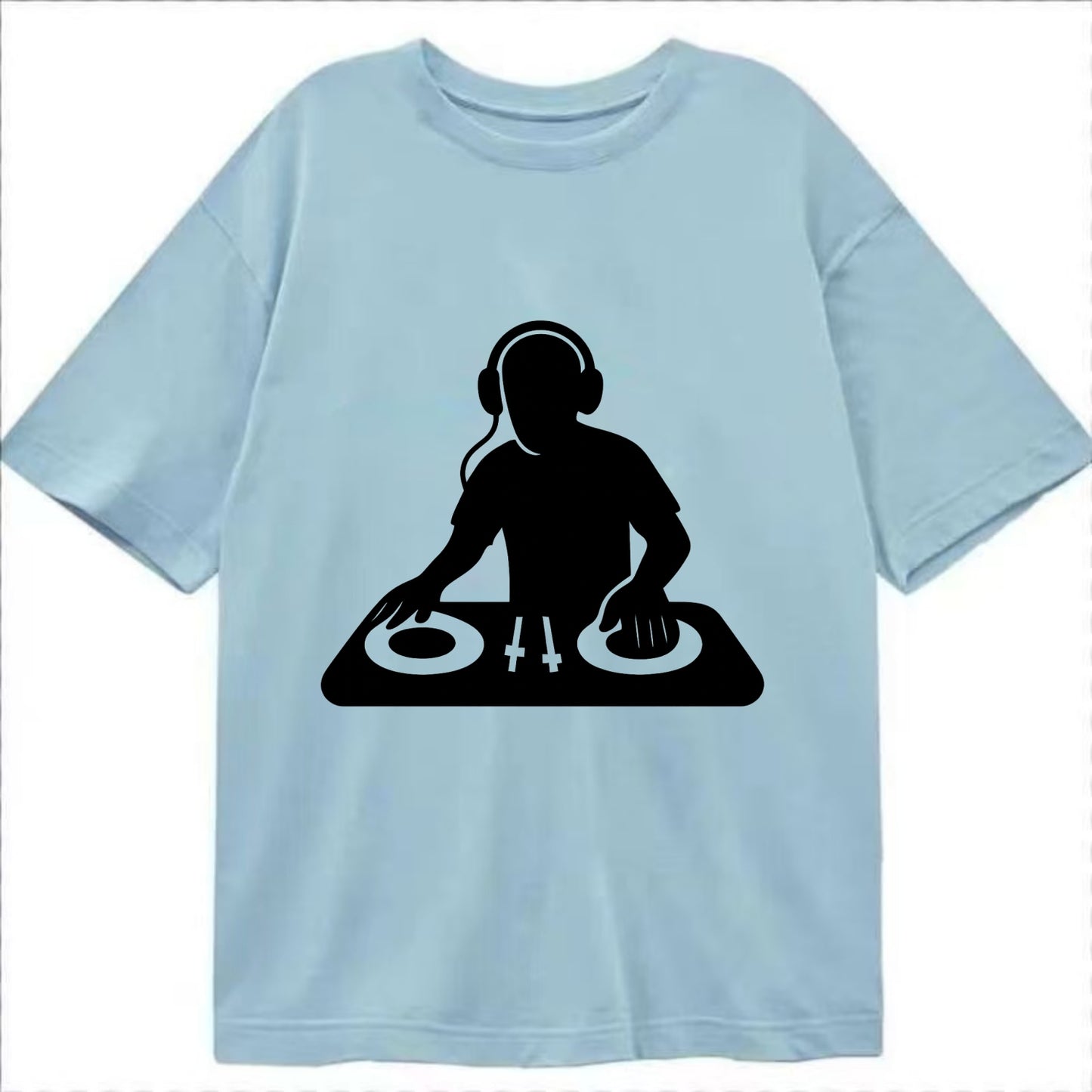 DJ with turntables and headphones - Classic T-shirt - Light Blue