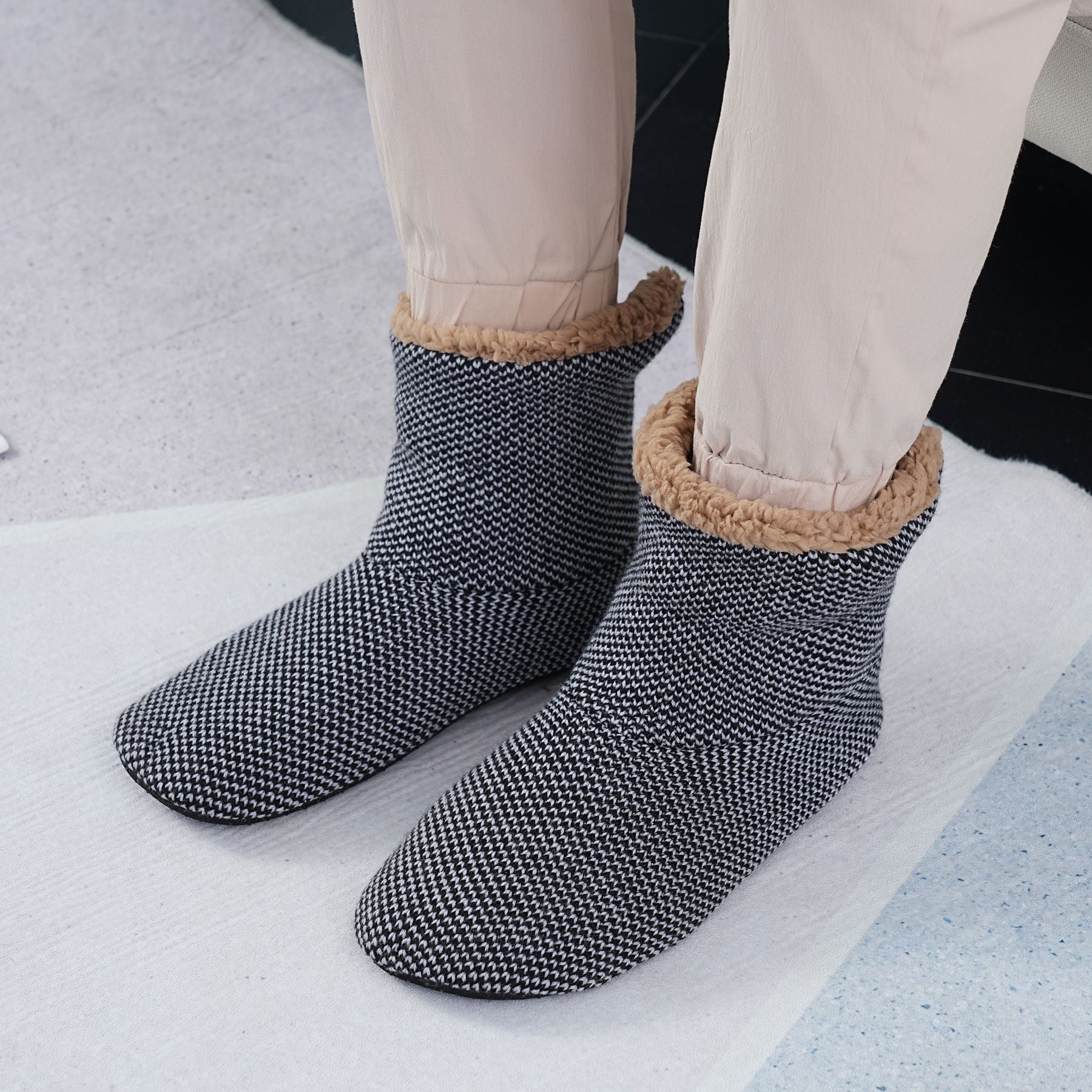 Men's Fleece-Lined Non-Slip Socks: Ultimate Indoor Warmth