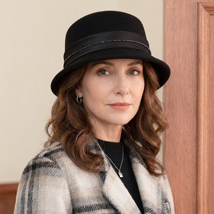 Chic French Style Wool Bucket Hat - Lightweight & Warm, Stylish Coldproof Fisherman Cap for Women - Perfect for Autumn & Winter