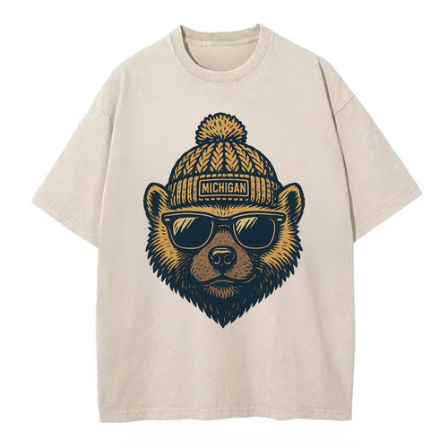 Ann Arbor Wolverine wearing Michigan bea - Vintage T-shirt